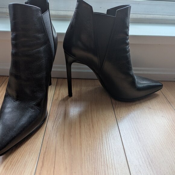 Yves Saint Laurent black leather, faux-zip heeled ankle booties - Picture 2 of 6